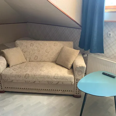 Sadama Street بارنو