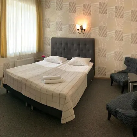 Sadama Street Гостевой дом 4*