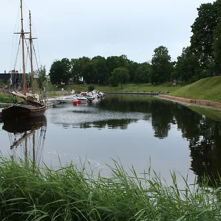 Sadama Street بارنو