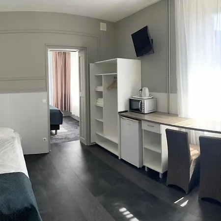 Sadama Street Гостевой дом 4*
