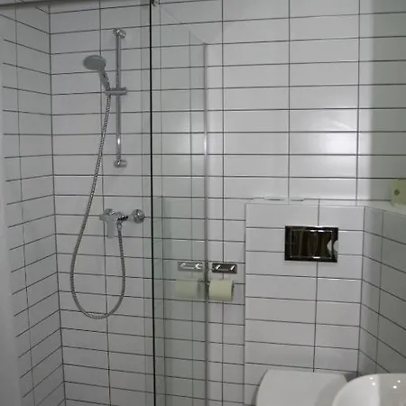 Sadama Street 4*