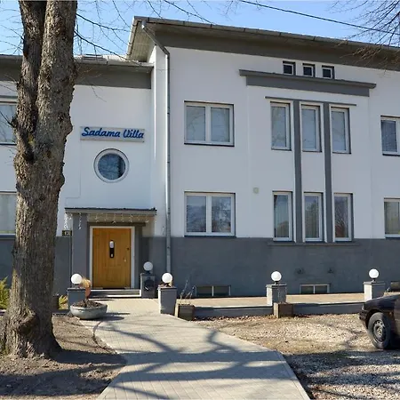 Sadama Street Гостевой дом 4*